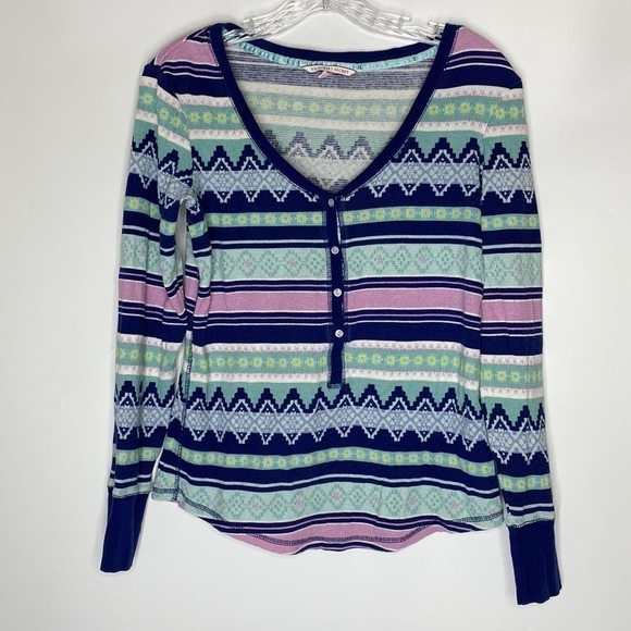 Victoria’s Secret Thermal Henley Fair Isle Print Long Sleeve Shirt Size Medium - Picture 1 of 5